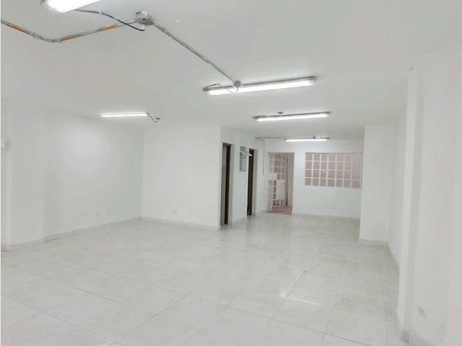 Local en arriendo en Boston, Medellín, 80 m² · foto 3 de 10