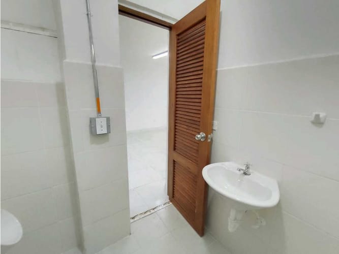 Local en arriendo en Boston, Medellín, 80 m² · foto 8 de 10