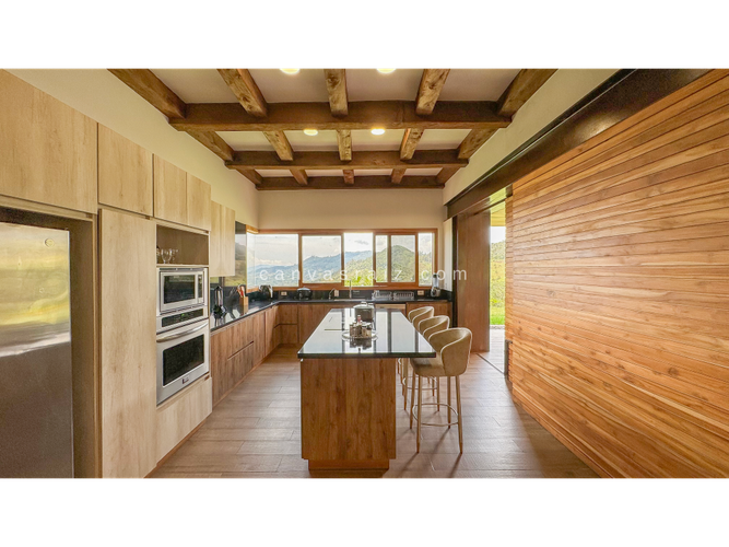 Casa de 5 alcobas en venta en Pontezuela, Rionegro, 450 m² · foto 9 de 18