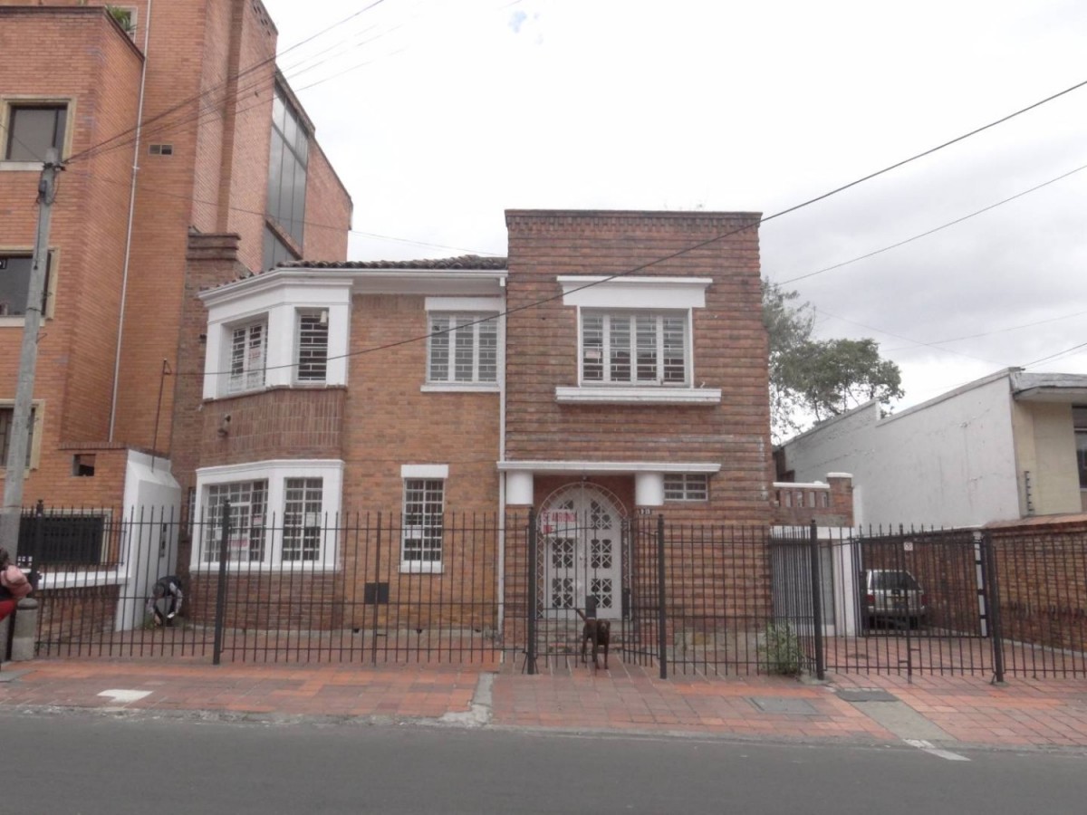 Casa en arriendo en Chapinero, Bogotá · foto 2 de 23