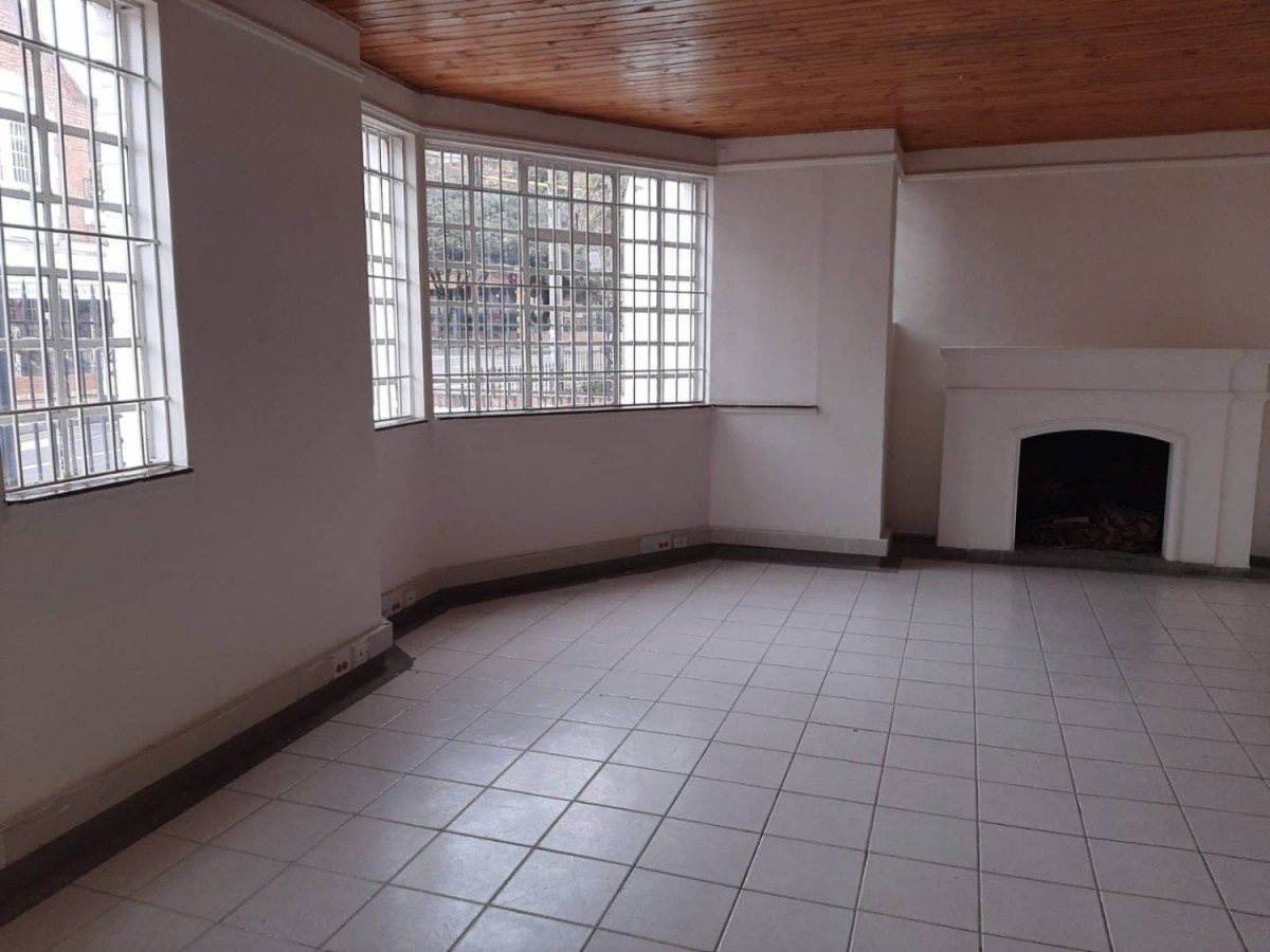Casa en arriendo en Chapinero, Bogotá · foto 3 de 23