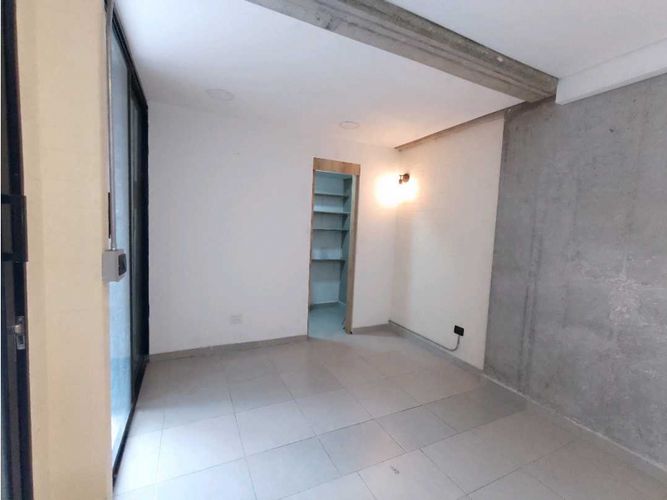 Local en arriendo en Gerona, Medellín, 30 m² · foto 2 de 8