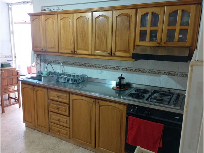 Casa de 5 alcobas en venta en Boston, Medellín, 256 m² · foto 17 de 24