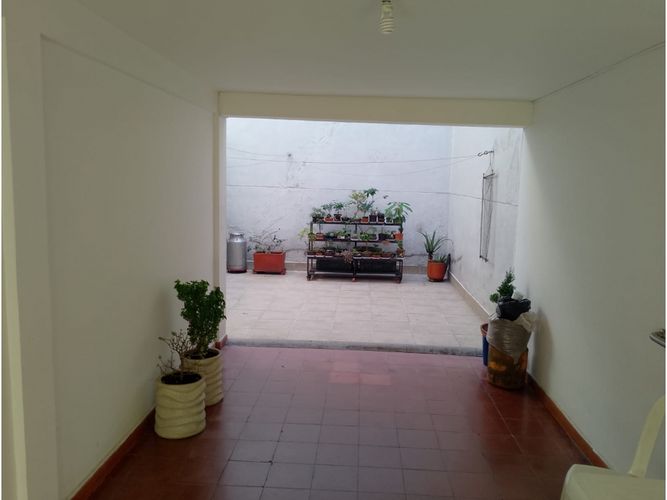 Casa de 5 alcobas en venta en Boston, Medellín, 256 m² · foto 24 de 24