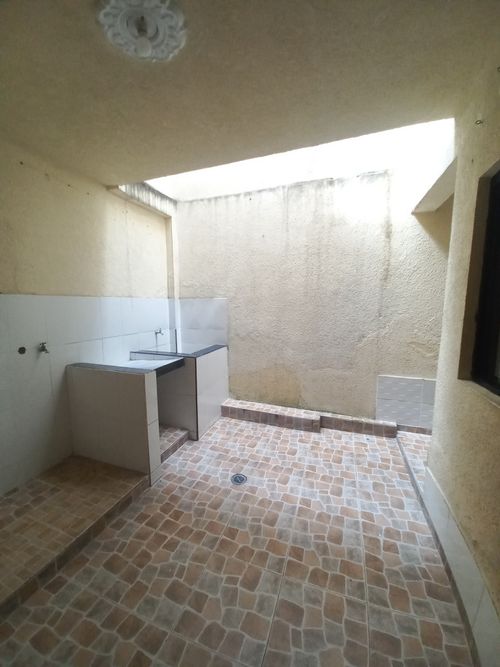 Casa de 4 alcobas en arriendo en Picaleña Y Mirolindo, Ibagué, 118 m² · foto 11 de 23
