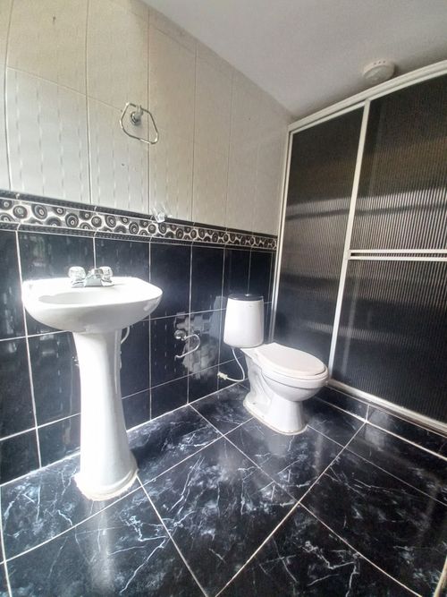 Casa de 4 alcobas en arriendo en Picaleña Y Mirolindo, Ibagué, 118 m² · foto 16 de 23