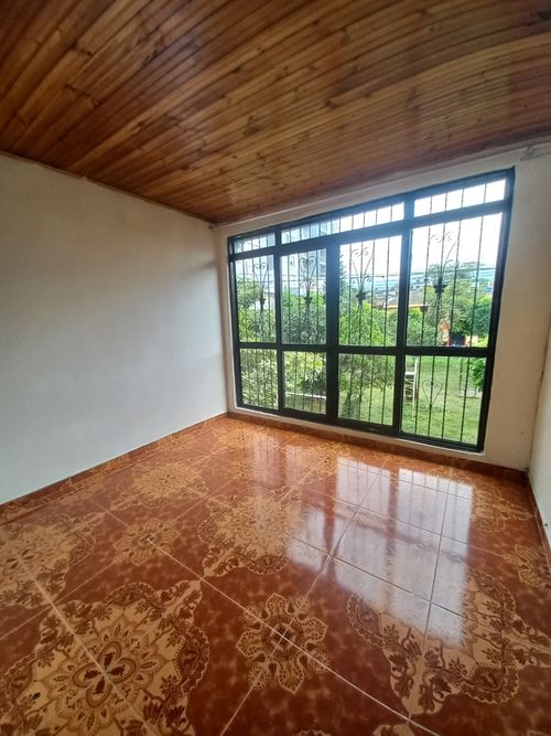 Casa de 4 alcobas en arriendo en Picaleña Y Mirolindo, Ibagué, 118 m² · foto 17 de 23