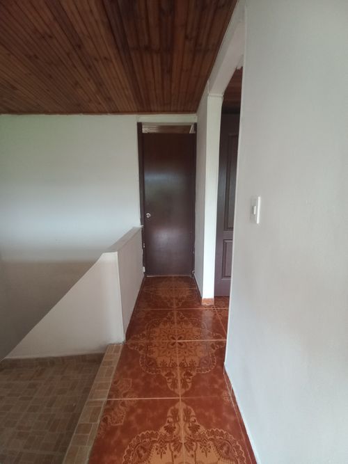 Casa de 4 alcobas en arriendo en Picaleña Y Mirolindo, Ibagué, 118 m² · foto 21 de 23