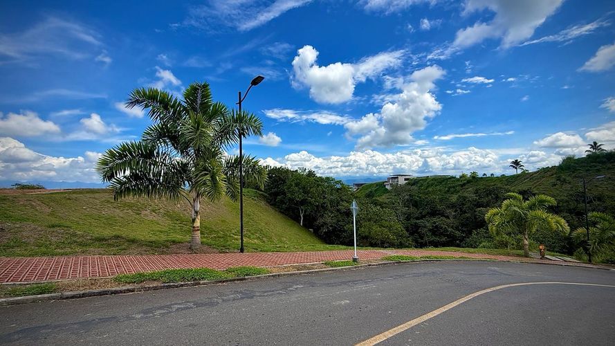 Lote en venta en Cerritos, Pereira · foto 6 de 9