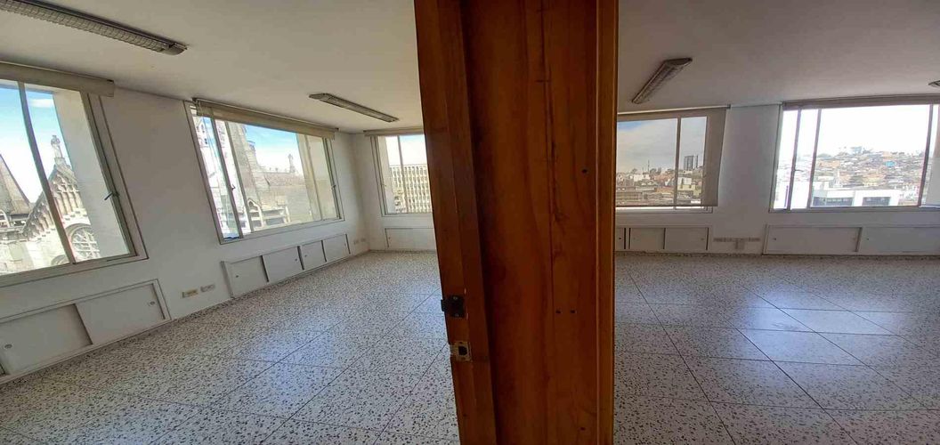 Oficina en arriendo en El Centro, Manizales, 51 m² · foto 7 de 13