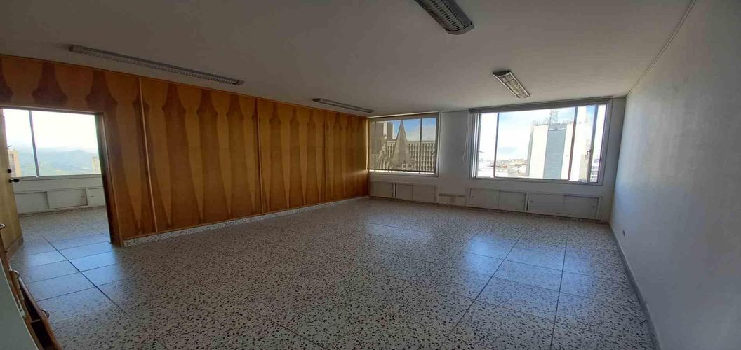 Oficina en arriendo en El Centro, Manizales, 51 m² · foto 12 de 13