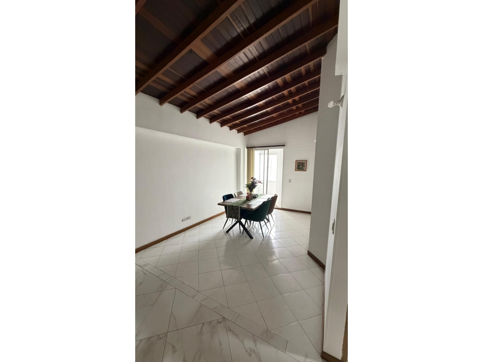 Apartment for sale in Prado, Medellín 3