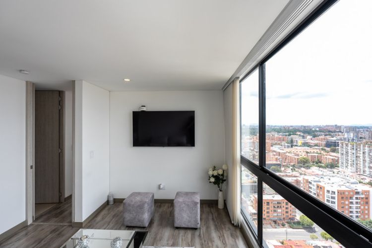 Apartaestudio en venta en Cedritos, Bogotá, 38 m² · foto 3 de 24