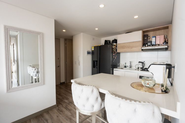Apartaestudio en venta en Cedritos, Bogotá, 38 m² · foto 8 de 24