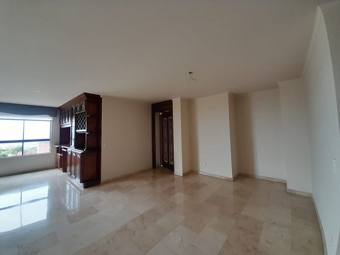 Apartamento de 3 alcobas en arriendo en El Poblado, Medellín, 110 m² · foto 11 de 20