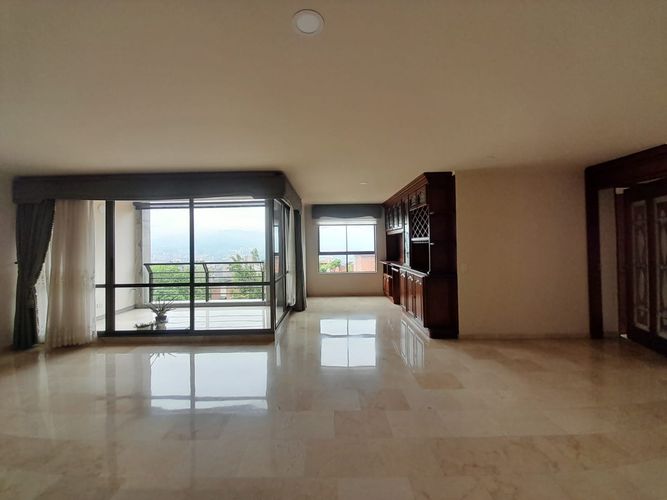 Apartamento de 3 alcobas en arriendo en El Poblado, Medellín, 110 m² · foto 14 de 20