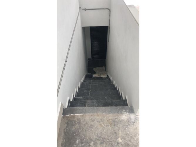 Local en arriendo en Trinidad, Medellín, 80 m² · foto 2 de 5