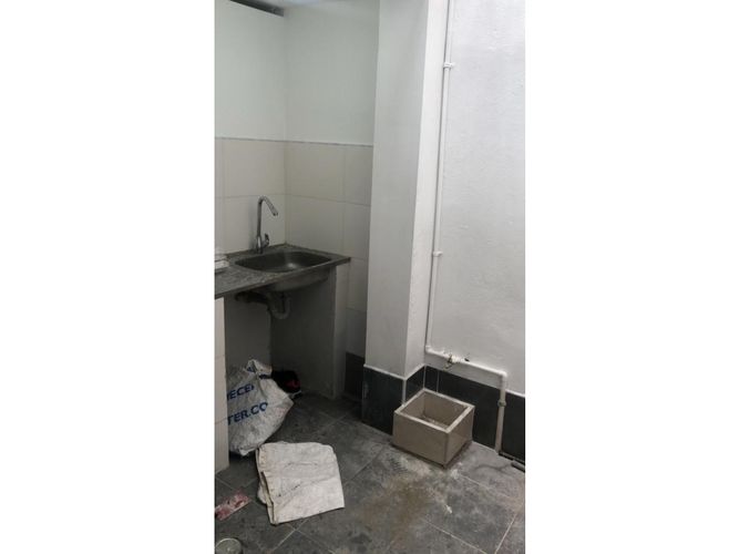 Local en arriendo en Trinidad, Medellín, 80 m² · foto 5 de 5