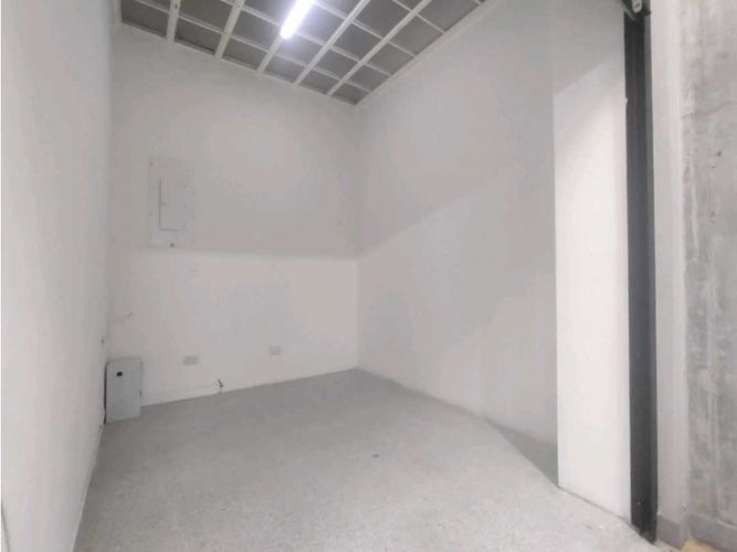 Local en arriendo en Niquia, Bello, 8 m² · foto 3 de 5