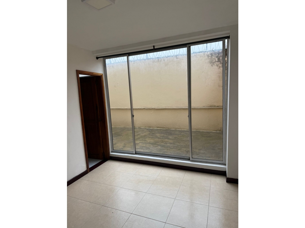 Apartamento en venta en Villapilar, Manizales · foto 3 de 18
