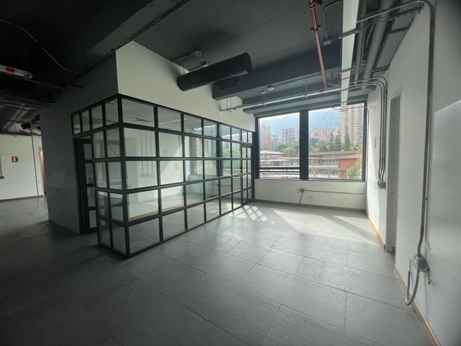 Oficina en arriendo en El Poblado, Medellín, 114 m² · foto 14 de 17