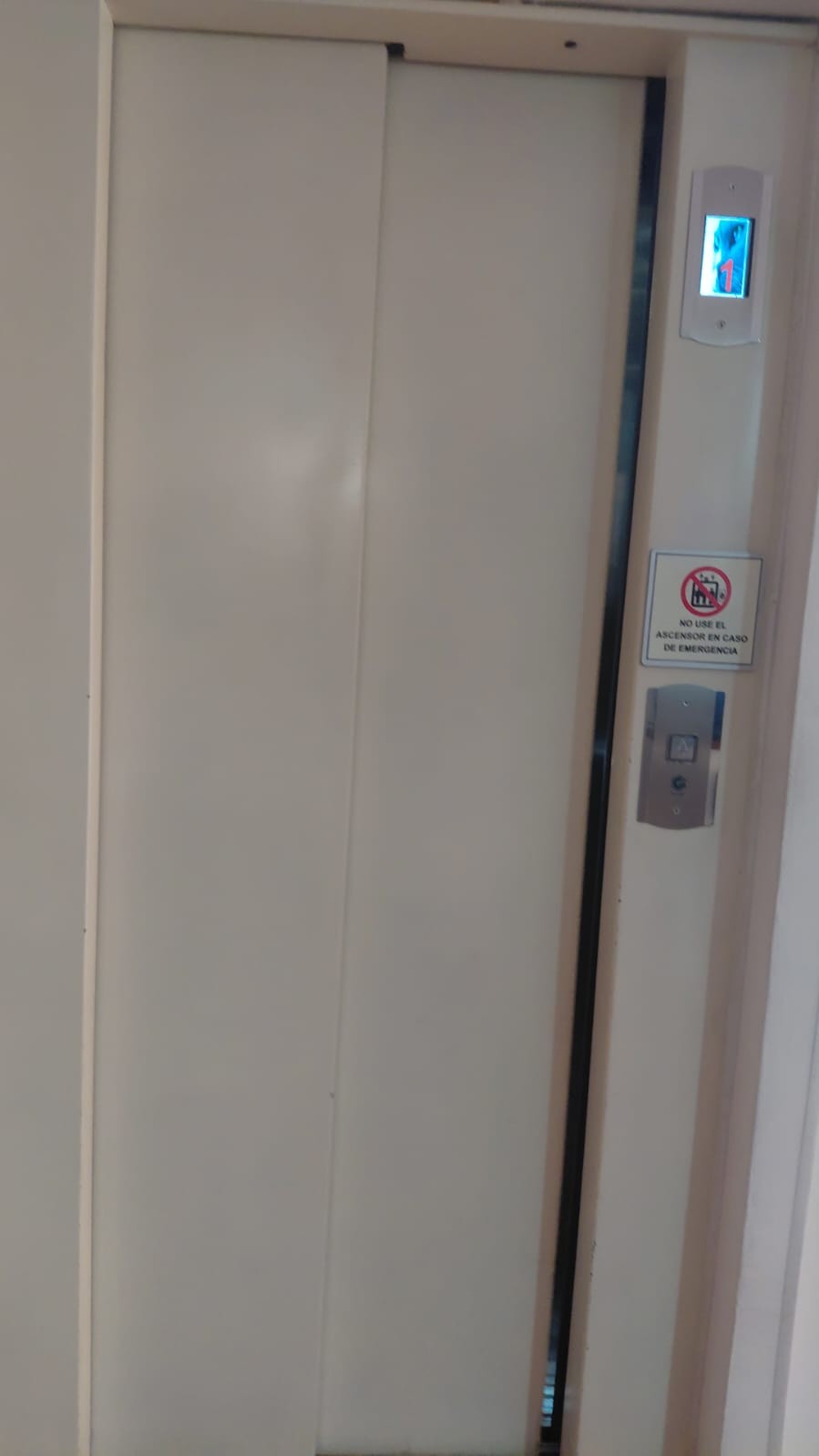 Apartamento en venta en Santa Barbara Alta, Bogotá · foto 6 de 24