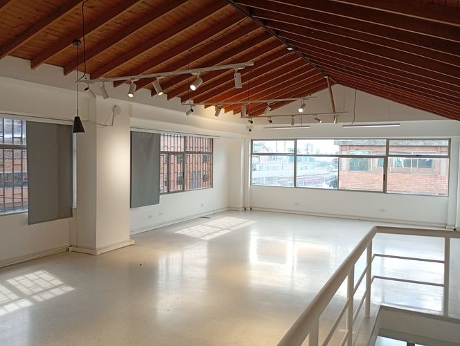 Oficina en arriendo en Cristo Rey, Medellín, 225 m² · foto 18 de 18