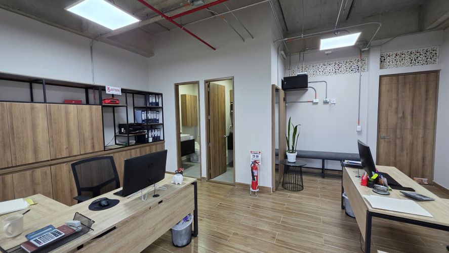 Oficina en arriendo en Hacienda Fontanar, Chía, 51 m² · foto 9 de 24
