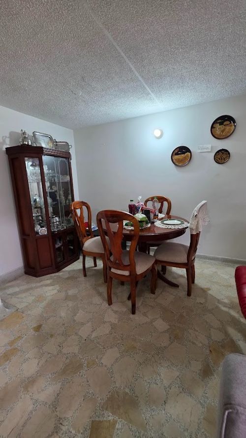 Casa de 5 alcobas en venta en San Remo, Ibagué, 139 m² · foto 6 de 22