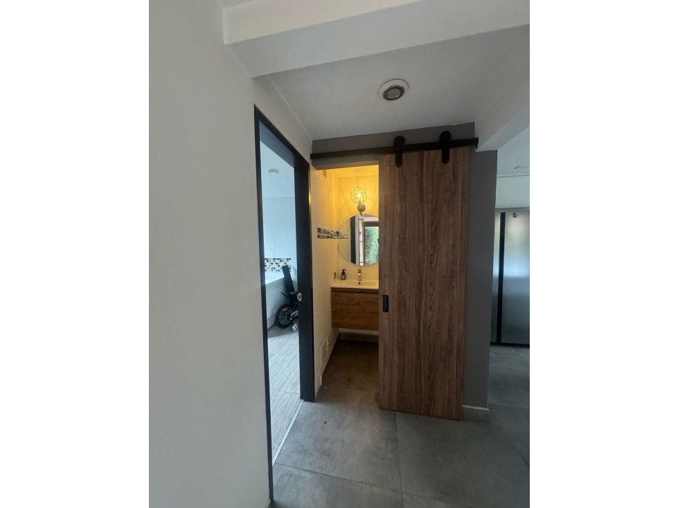 Casa en venta en San Jose De Bavaria, Bogotá · foto 8 de 20