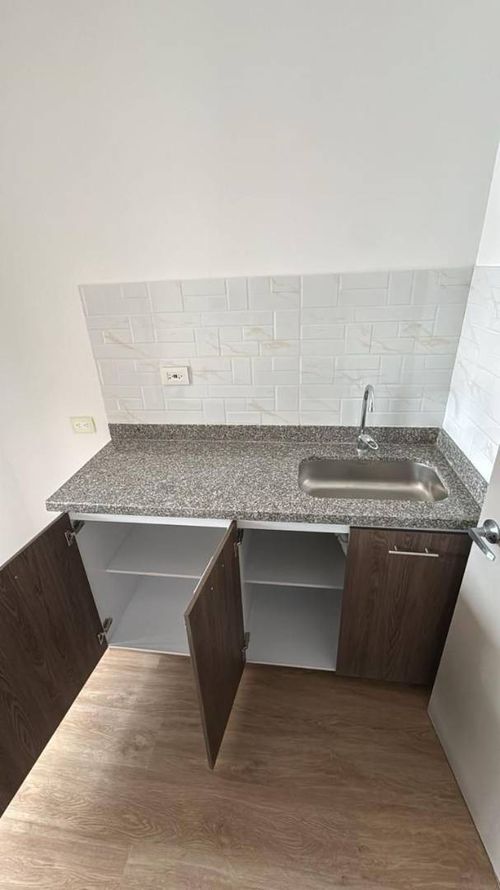 Apartaestudio en venta en La Castellana, Bogotá, 19 m² · foto 4 de 14