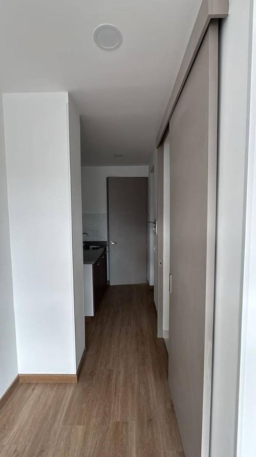 Apartaestudio en venta en La Castellana, Bogotá, 19 m² · foto 5 de 14