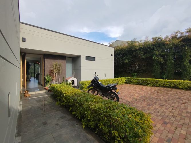 Casa de 3 alcobas en venta en Pantanillo, El Retiro, 285 m² · foto 3 de 24