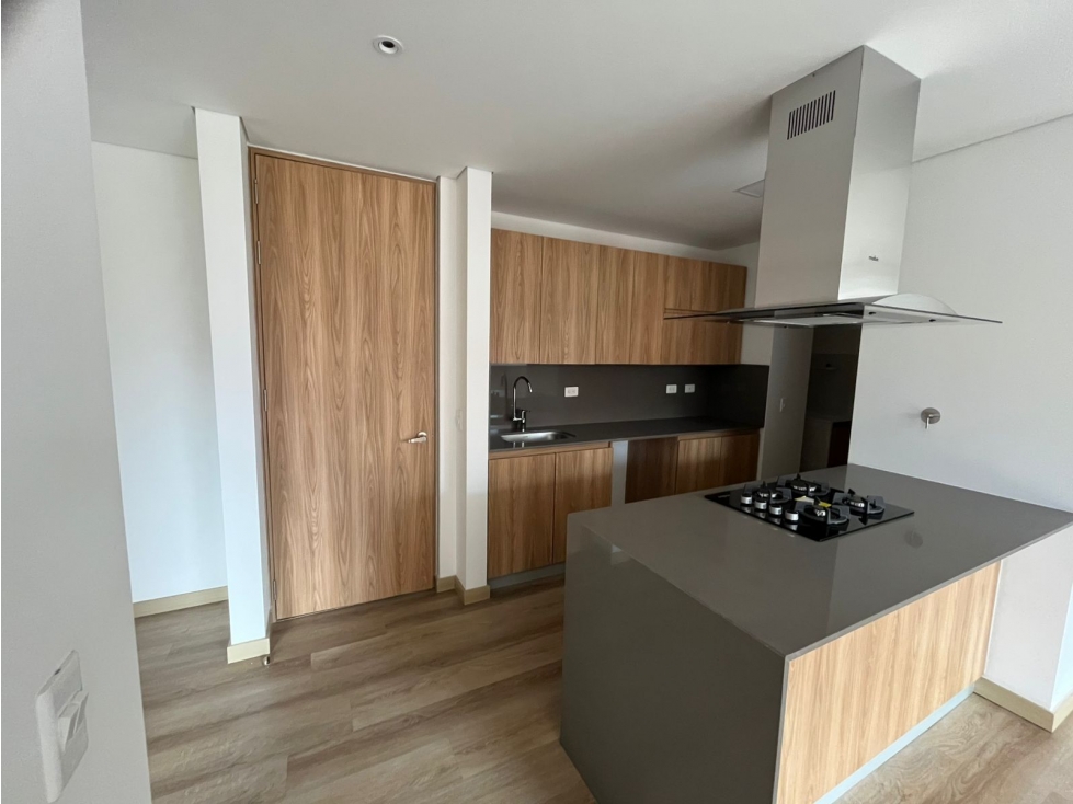 Apartment for sale in Los colores, Medellín 3