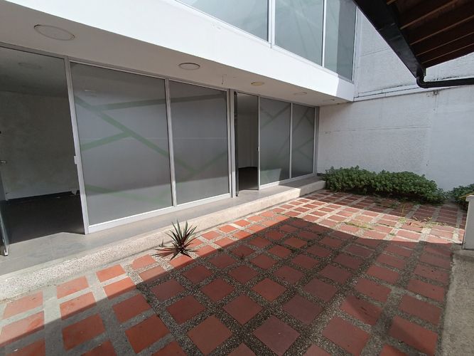 Local en arriendo en Calasanz, Medellín, 630 m² · foto 14 de 24
