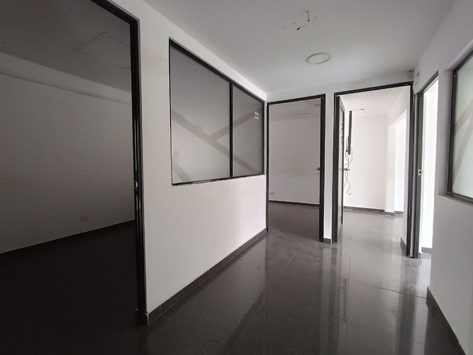 Local en arriendo en Calasanz, Medellín, 630 m² · foto 23 de 24