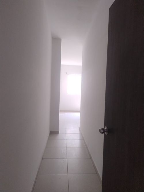 Casa de 8 alcobas en venta en Guayaquil, Cali, 390 m² · foto 4 de 14