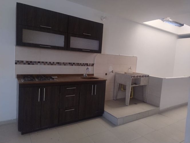 Casa de 8 alcobas en venta en Guayaquil, Cali, 390 m² · foto 5 de 14