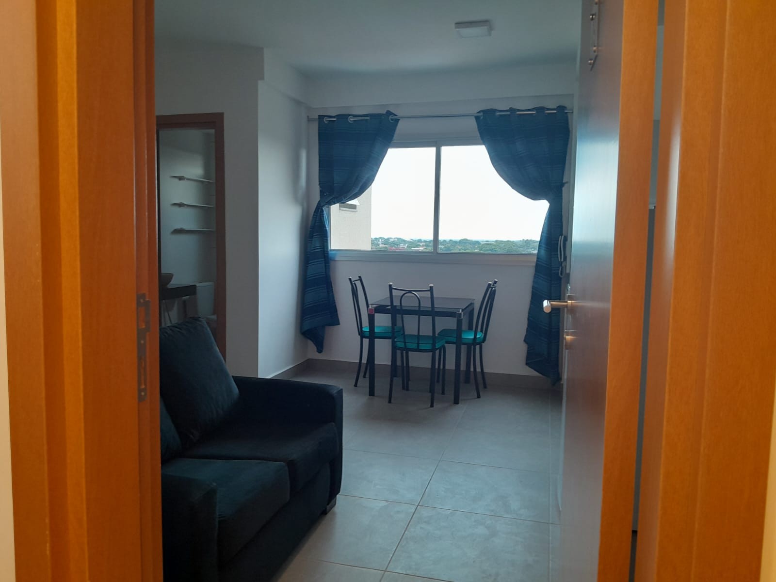 Exclusivo Monoambiente en Alquiler: Vive la Comodidad a Pasos de la Universidad María Auxiliadora en Mariano Roque Alonso. — foto 3