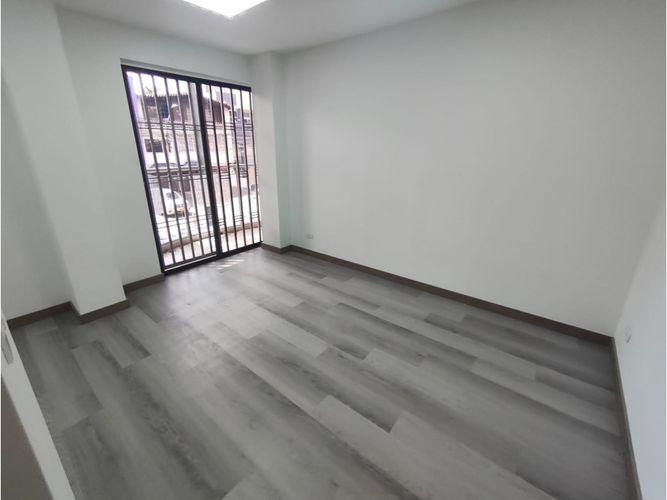 Oficina en arriendo en Suramericana, Medellín, 190 m² · foto 3 de 24