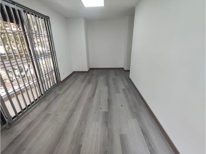 Oficina en arriendo en Suramericana, Medellín, 190 m² · foto 5 de 24