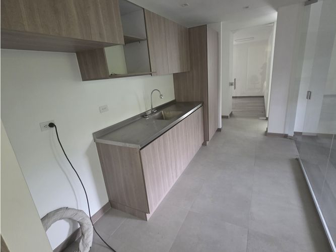 Oficina en arriendo en Suramericana, Medellín, 190 m² · foto 7 de 24