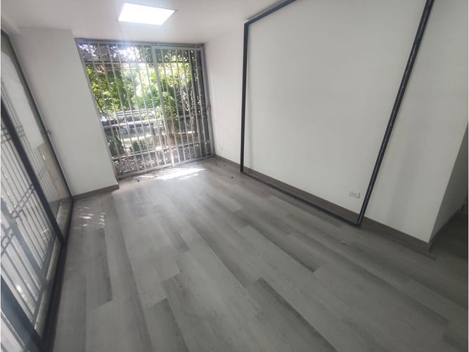 Oficina en arriendo en Suramericana, Medellín, 190 m² · foto 12 de 24