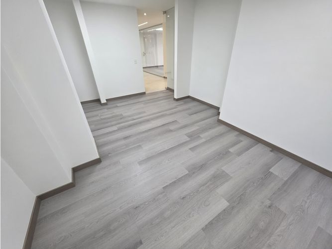 Oficina en arriendo en Suramericana, Medellín, 190 m² · foto 13 de 24