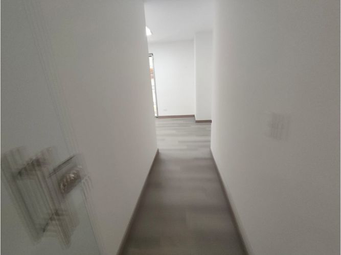Oficina en arriendo en Suramericana, Medellín, 190 m² · foto 18 de 24