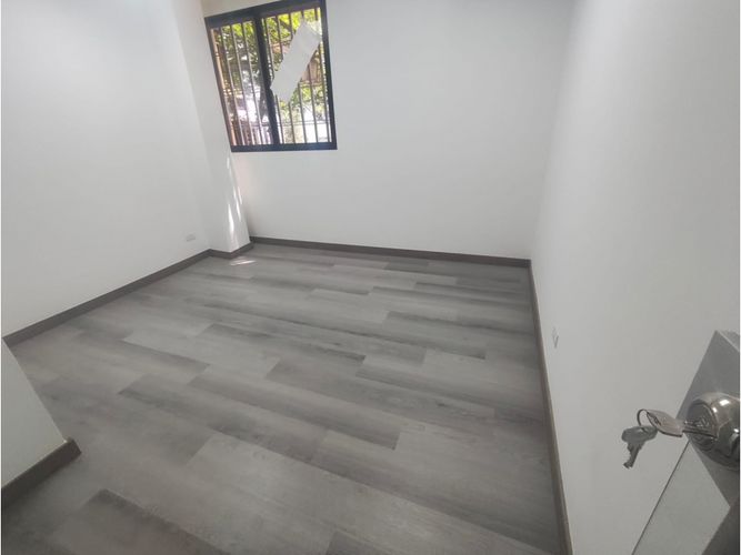 Oficina en arriendo en Suramericana, Medellín, 190 m² · foto 21 de 24