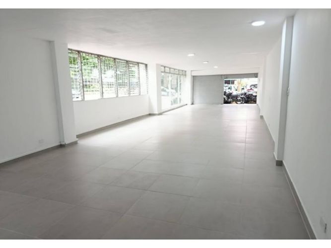 Local en arriendo en Manila, Medellín, 100 m² · foto 5 de 7