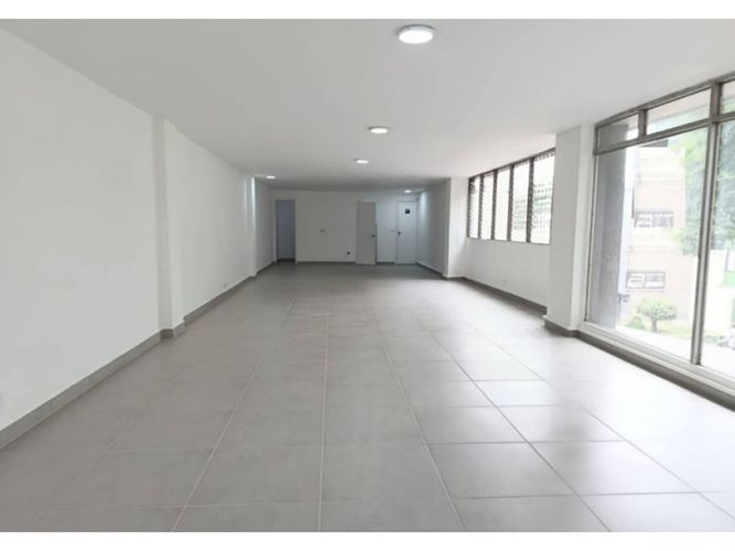 Local en arriendo en Manila, Medellín, 100 m² · foto 6 de 7