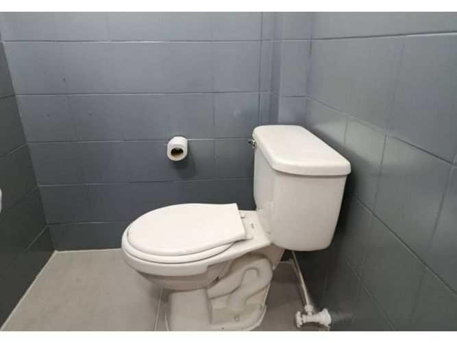 Local en arriendo en Manila, Medellín, 100 m² · foto 7 de 7