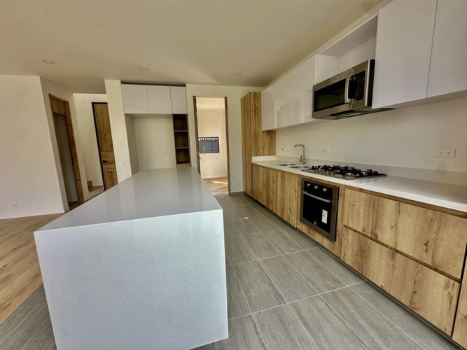 Casa de 3 alcobas en venta en Chuntame, Cajicá, 177 m² · foto 8 de 24